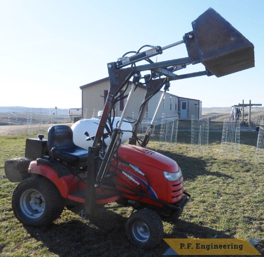 Anthony M., Craig, CO. Simplicity 16HP loader | simplicity garden tractor loader right front