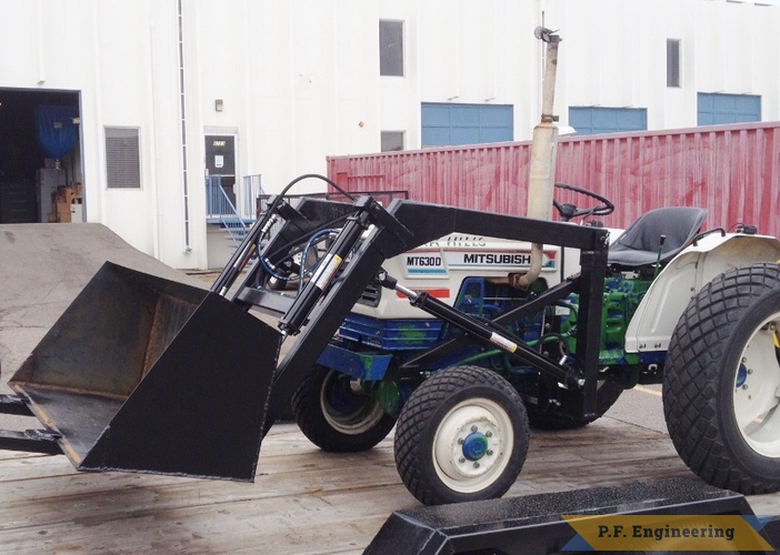 Daniel B., Commerce City, CO Mitsubishi MT630D loader | mitsubishi 630D compact tractor loader bucket raised