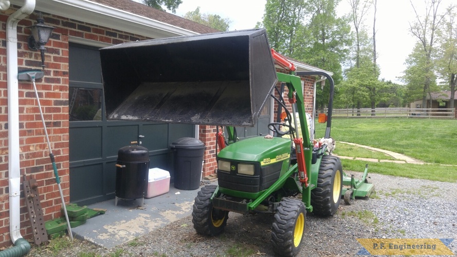 Mario's John Deere 4100 loader | John Deere 4100 loader front view by Mario