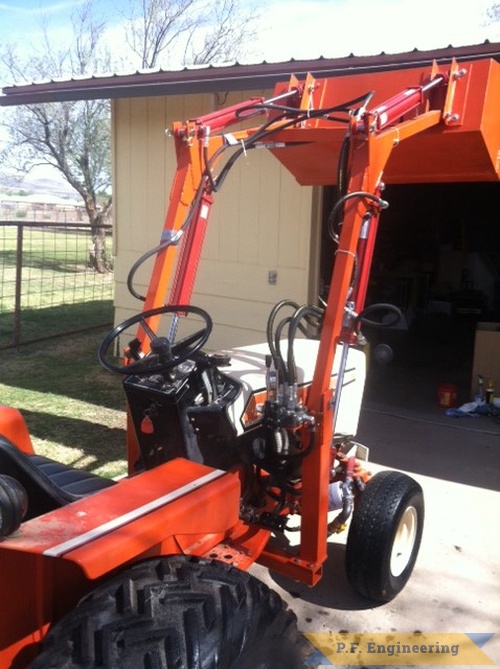 Mike F., Langley, B.C. Canada simplicity 9020 power max loader | simplicity powermax 9020 compact tractor loader right rear view