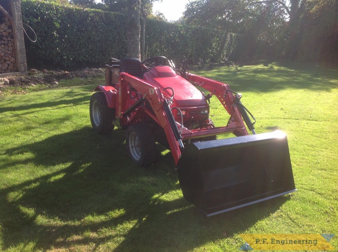 Simon B., Honda 5518 loader | Honda 5518 loader with bucket by Simon B.