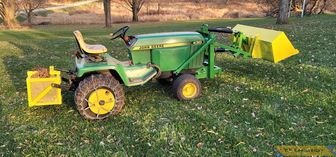 Alan B. in Neosho, Wisconsin - John Deere 430 - Pin-on Mini Payloader | Alan B. Neosho, WI JD430 mini payloader painted right side