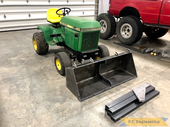 Dan W., Eureka IL, Front-end Loader | Dan W. Eureka IL, 48 inch  bucket on John Deere 420 .2