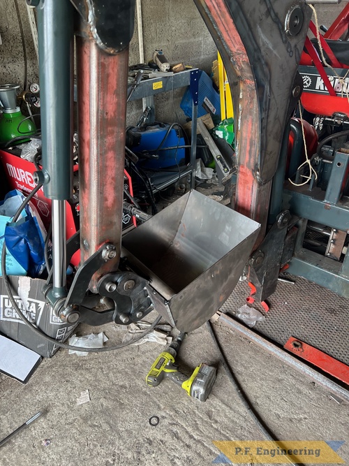 Robert B. in Ireland and his Kubota B6000 Micro Hoe | Robert B. in Ireland building his micro hoe for a Kubota B6000 regular bucket