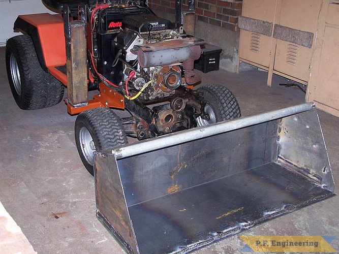 Simplicity tractor with loader top