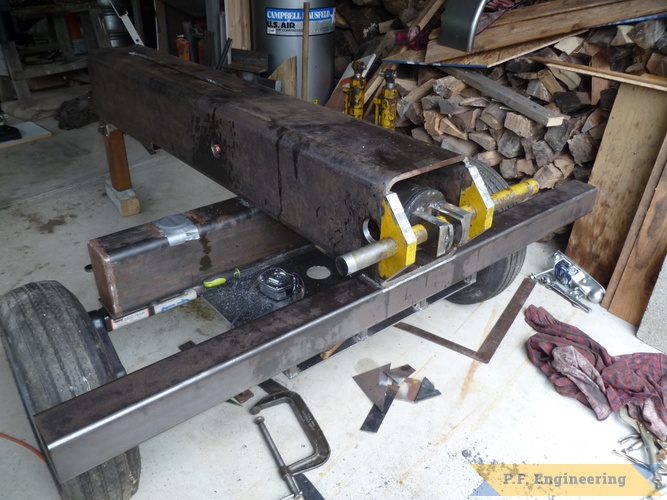 log_splitter | log splitter hydraulic cylinder base mount from left