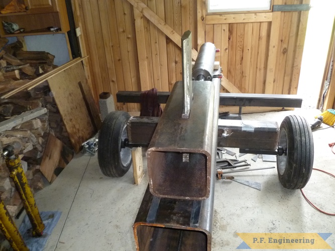 log_splitter | log splitter wedge shuttle with wedge front view