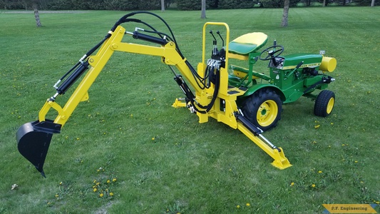 JD 110 Micro Hoe left rear