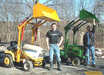 Cub Cadet 1862 and John Deere 317 garden tractor loaders_2