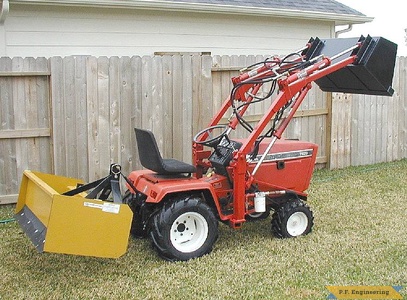 Cub Cadet 782D garden tractor loader_2