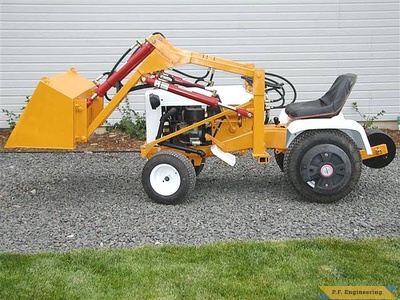 Gilson 16 HP garden tractor front end loader_5