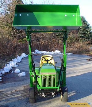 John Deere 318 Garden Tractor Loader_2