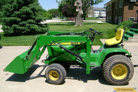 John Deere 400 Garden Tractor Loader_1