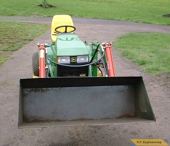 John Deere 445 Garden Tractor Loader_1